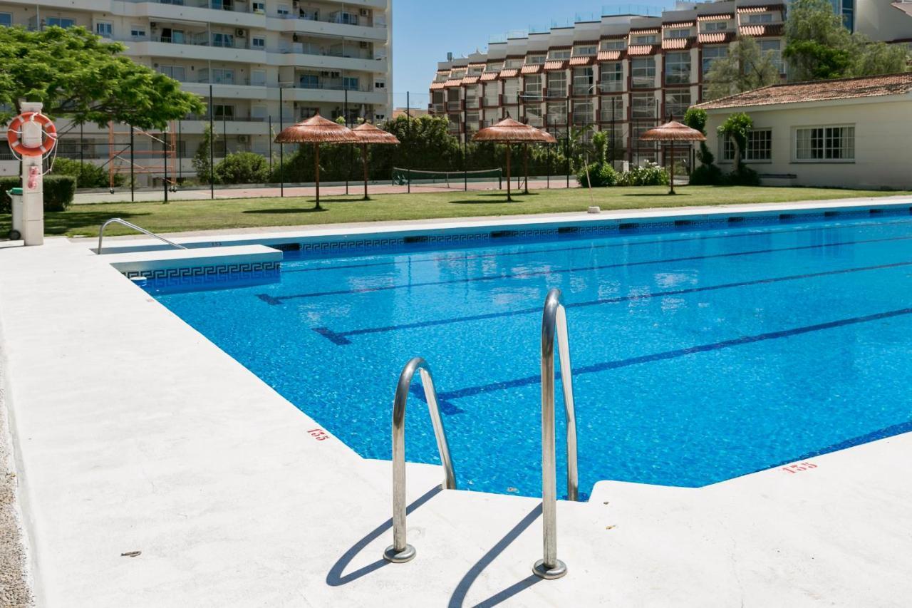 Malagadevacaciones - La Carihuela Palace Torremolinos Ngoại thất bức ảnh
