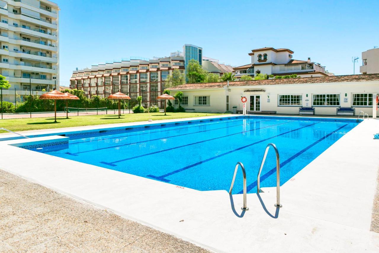 Malagadevacaciones - La Carihuela Palace Torremolinos Ngoại thất bức ảnh