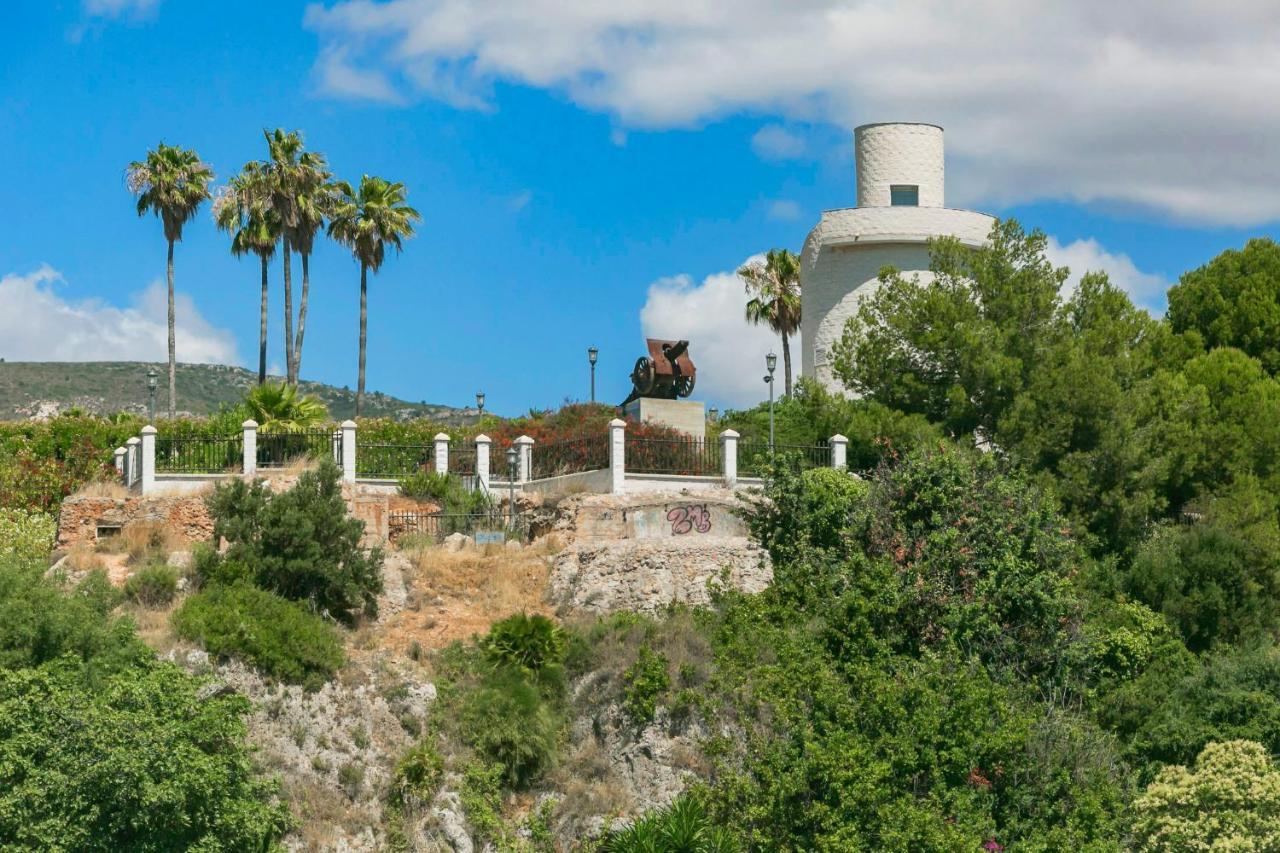 Malagadevacaciones - La Carihuela Palace Torremolinos Ngoại thất bức ảnh