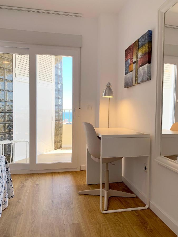 Malagadevacaciones - La Carihuela Palace Torremolinos Ngoại thất bức ảnh