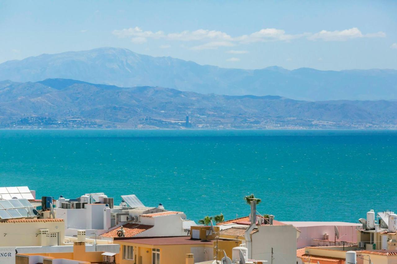 Malagadevacaciones - La Carihuela Palace Torremolinos Ngoại thất bức ảnh